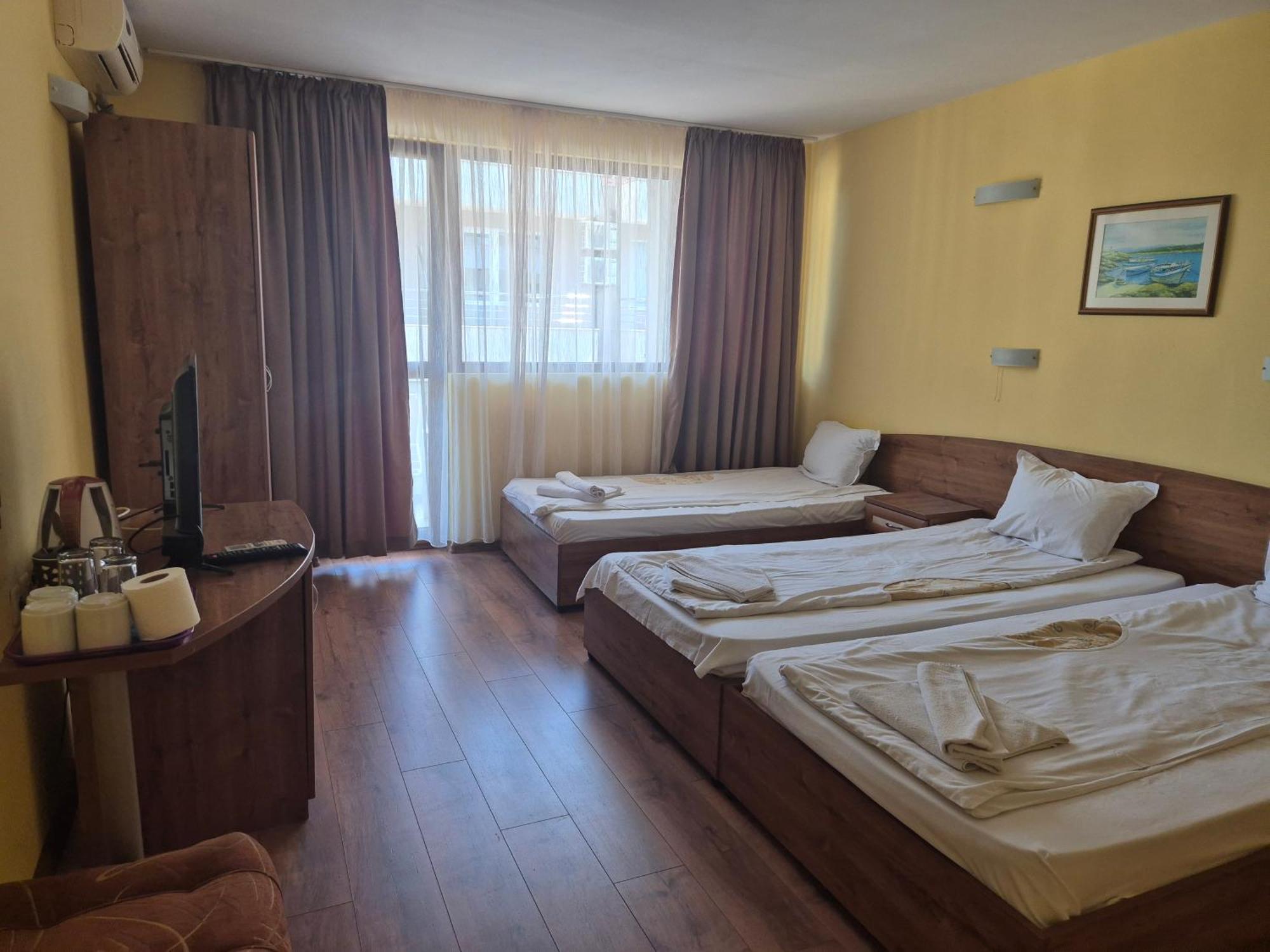 Vladimirov Guest House 普里莫尔斯科 外观 照片