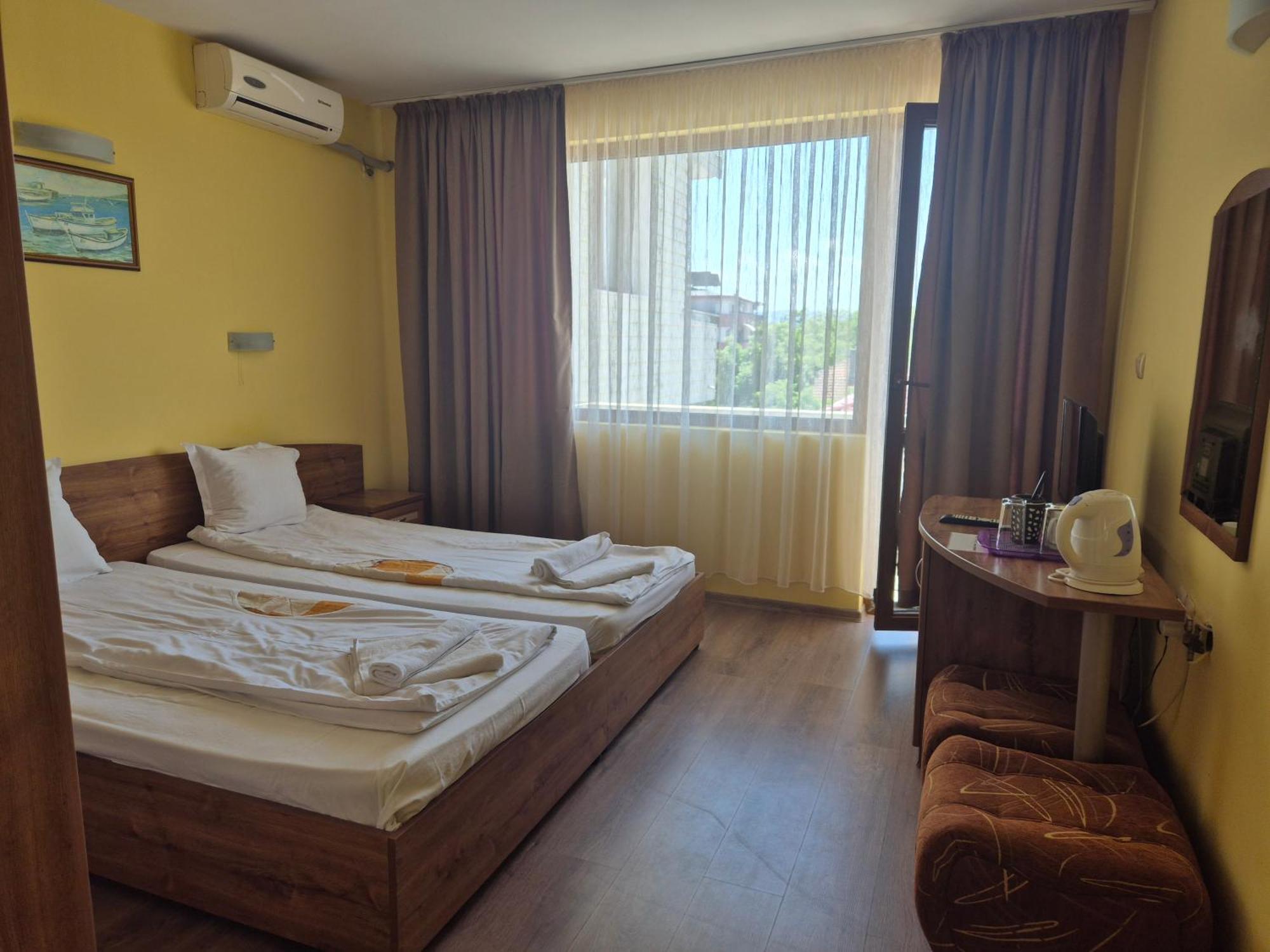 Vladimirov Guest House 普里莫尔斯科 外观 照片